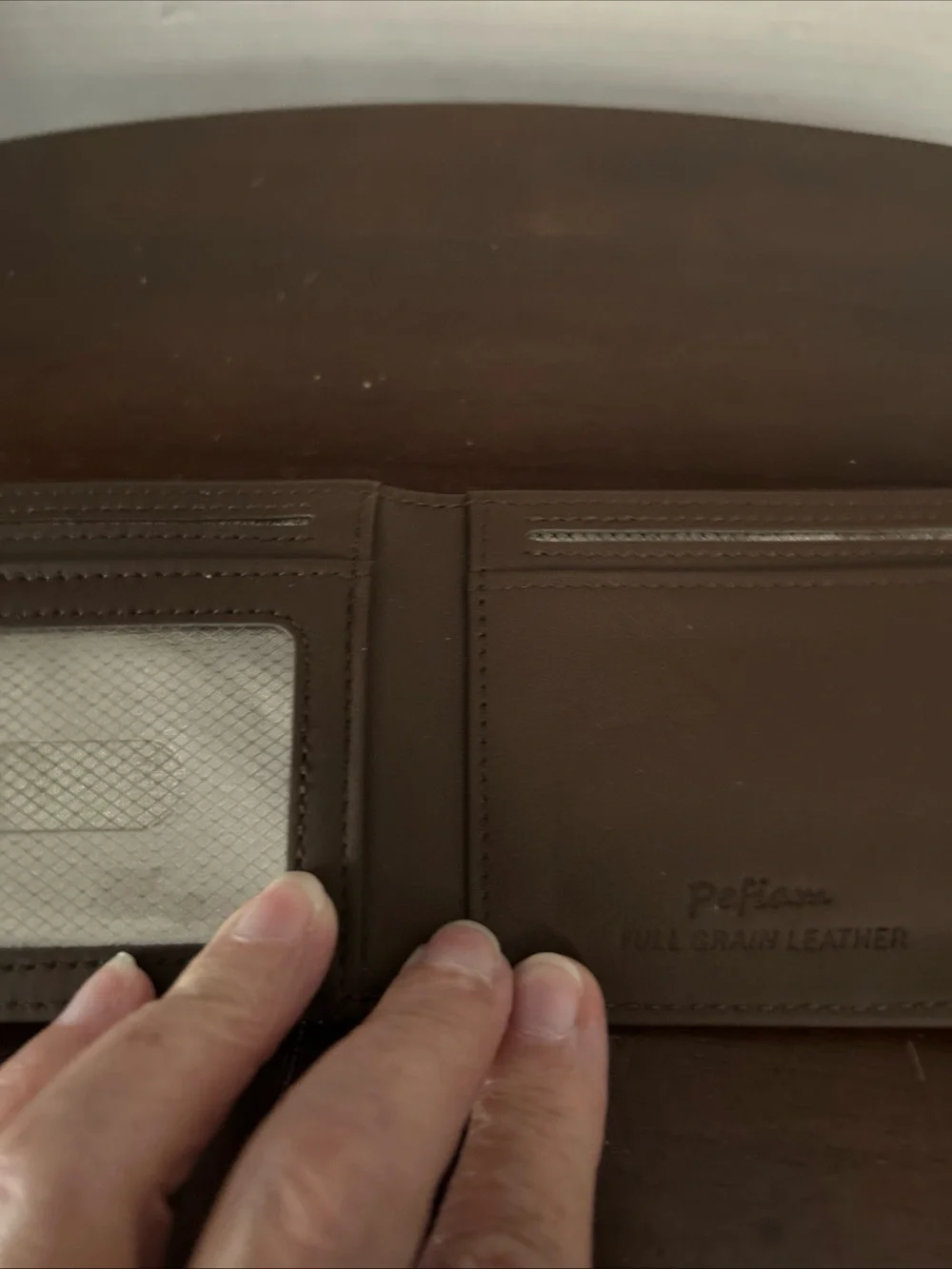 American Flag RFID-Blocking men ‘s Wallet in Brown Genuine Leather